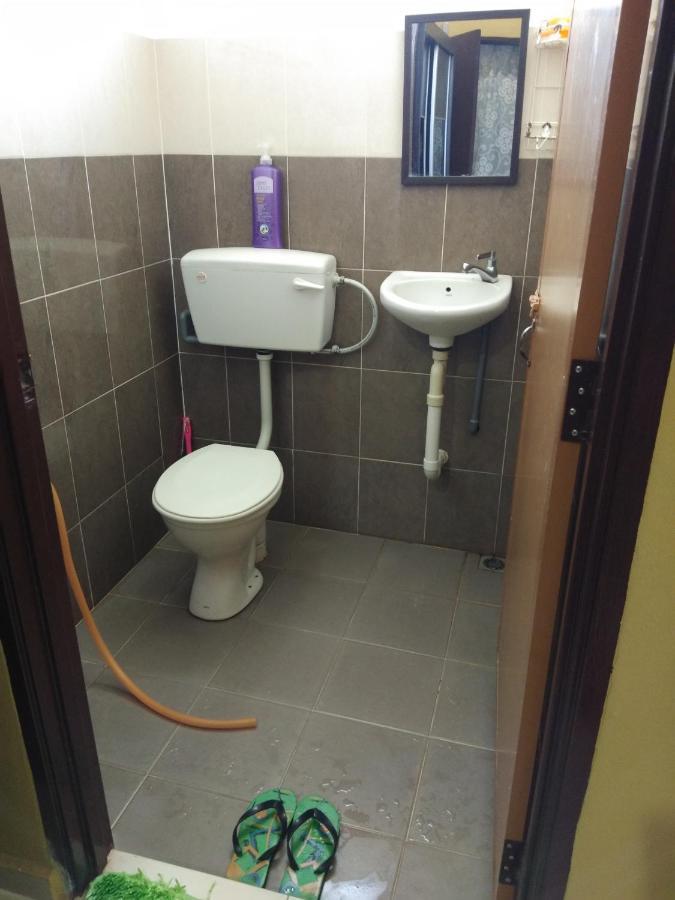 Davallia Homestay ドゥングン エクステリア 写真