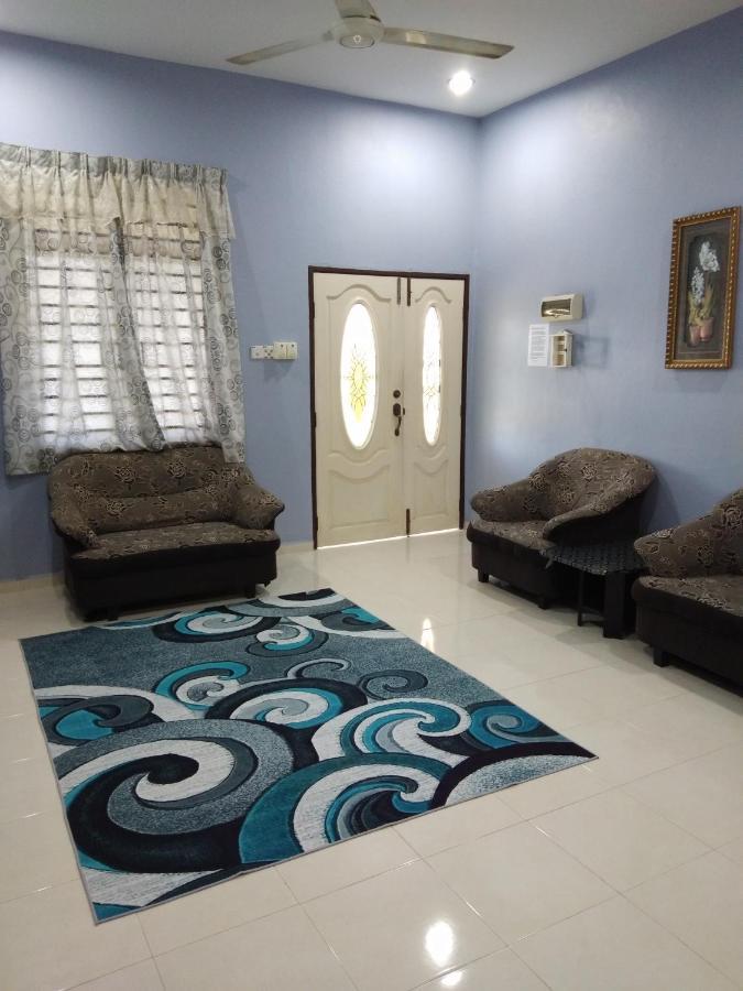 Davallia Homestay ドゥングン エクステリア 写真